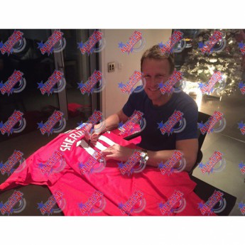 Легенди футболна фланелка Manchester United FC Sheringham 1999 Signed Shirt