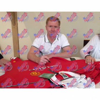 Легенди футболна фланелка Manchester United FC Giggs & Scholes 1999 Signed Shirt