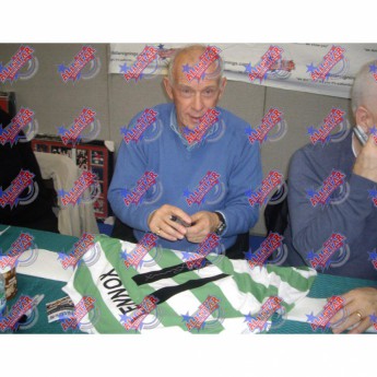 Легенди футболна фланелка Celtic FC Lennox 1967 Signed Shirt