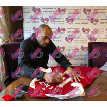 Легенди фланелка с рамка Arsenal FC Henry, Bergkamp, Pires & Vieira Signed Shirt (Quad Framed)