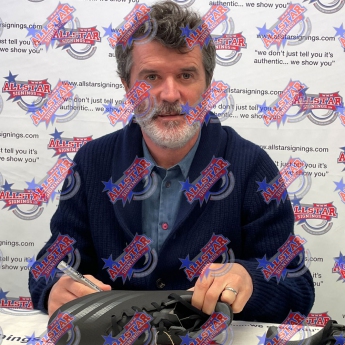 Легенди футболна обувка с рамка Manchester United FC Keane Signed Boot (Framed)