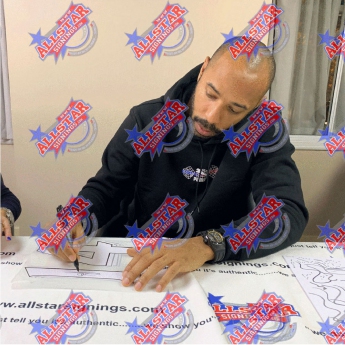 Легенди футболна фланелка Arsenal FC Henry Signed Shirt