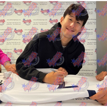 Легенди фланелка с рамка Tottenham Hotspur FC Son Signed Shirt (Framed)