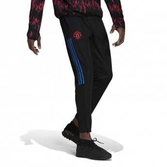 Manchester United мъжки футболни панталони tiro black