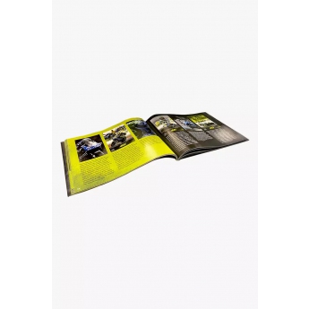 Valentino Rossi албум с лепенки FROM ZERO A 46 FULL BAG EDITION STICKER ALBUM