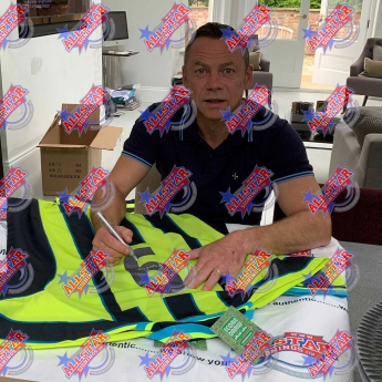 Легенди фланелка с рамка Manchester City FC Dickov Signed Shirt (Framed)