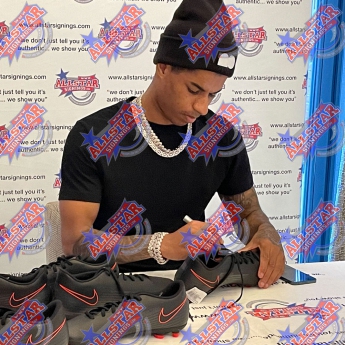 Легенди футболна обувка с рамка Manchester United FC Rashford Signed Boot (Framed)