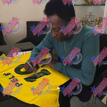 Легенди фланелка с рамка Brasil 1970 Pele Signed Shirt (Framed)