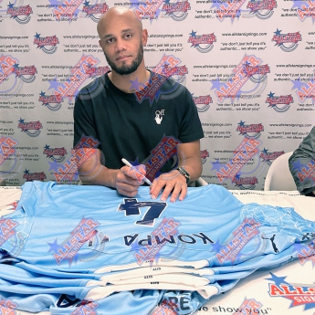 Легенди фланелка с рамка 2020-2021 Kompany Signed Shirt (Framed)