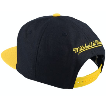 Boston Bruins шапка с козирка flat NHL Team 2 Tone 2.0 Pro Snapback
