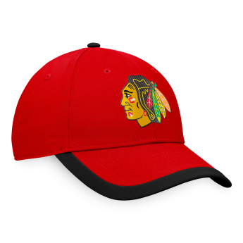 Chicago Blackhawks баскетболна шапка с козирка Defender Structured Adjustable red