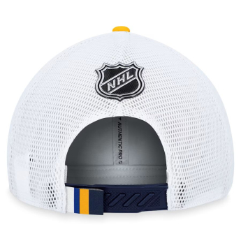 St. Louis Blues баскетболна шапка с козирка Draft 2023 Podium Trucker Adjustable Authentic Pro