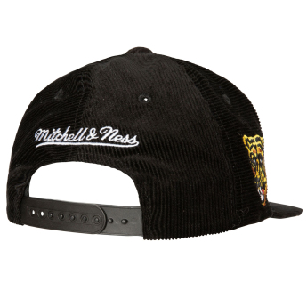 Boston Bruins шапка с козирка flat NHL All Directions Snapback