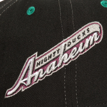 Anaheim Ducks шапка с козирка flat Overbite Pro Snapback Vntg