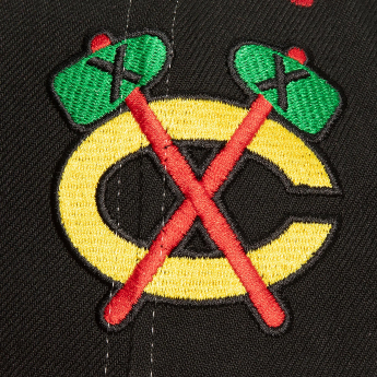 Chicago Blackhawks шапка с козирка flat Overbite Pro Snapback