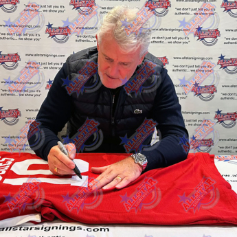 Легенди фланелка с рамка Manchester United FC 1985 Hughes Signed Shirt (Framed)