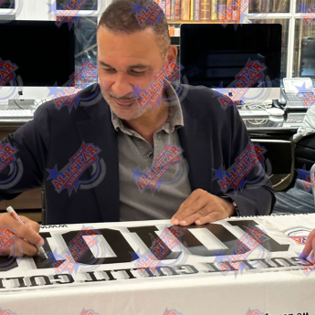 Легенди фланелки с рамка Netherlands 1988 Gullit & Van Basten Signed Shirts (Dual Framed)