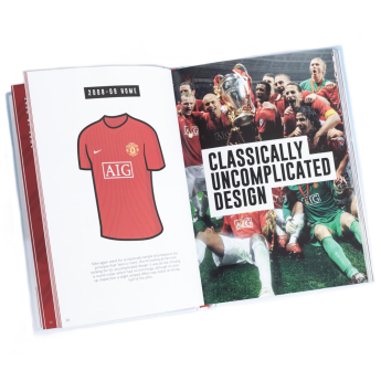 Manchester United книга Classic Kits