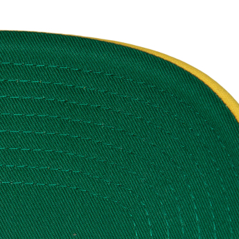 Boston Bruins баскетболна шапка с козирка NHL Sideline Trucker