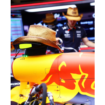 Red Bull Racing шапка Texas F1 Team 2024