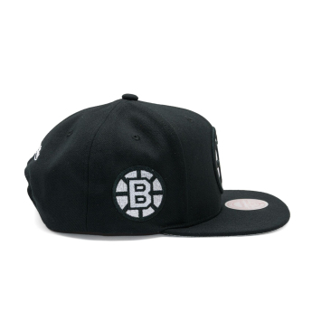 Boston Bruins шапка с козирка flat Evergreen Black White Snapback