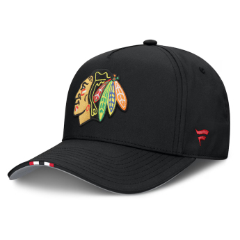 Chicago Blackhawks баскетболна шапка с козирка 2025 Draft Authentic Pro Structured Adjustable