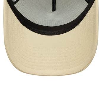 Newcastle United баскетболна шапка с козирка 9Forty Trucker E-Frame cream