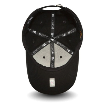 Manchester United баскетболна шапка с козирка New Era 9Forty Black