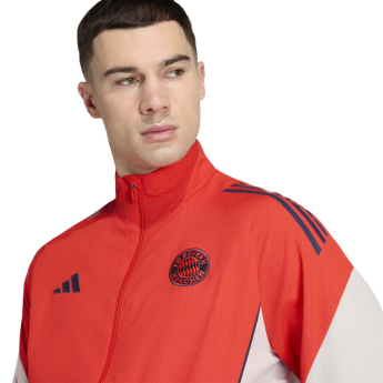 FC Bayern Munich мъжко яке Presentation red