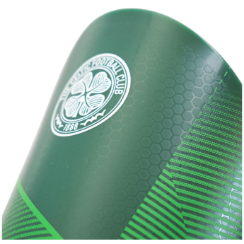 Celtic FC детски футболни протектори Fuse Shin Pads Youths 10 to 12 years