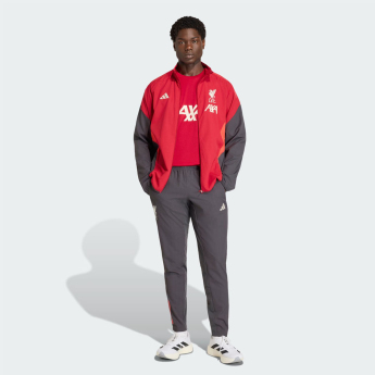 Liverpool FC мъжко яке Presentation red