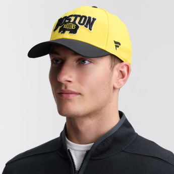 Boston Bruins баскетболна шапка с козирка 2026 Stadium Series Authentic Pro Quick Release Adjustable