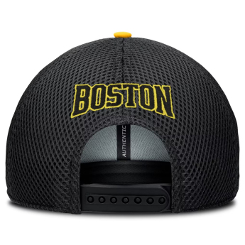 Boston Bruins баскетболна шапка с козирка 2026 Stadium Series Authentic Pro Adjustable Trucker