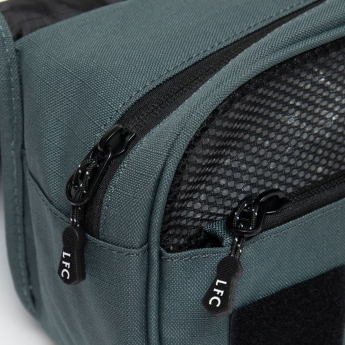 Liverpool FC хигиенна чанта Travel