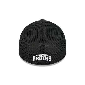 Boston Bruins баскетболна шапка с козирка NEW ERA 3930 neo black
