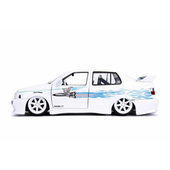Модели на автомобили и мотоциклети модел 1/24 Fast & Furious VW Jetta 1995