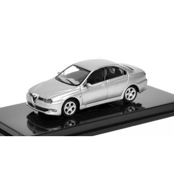 Модели на автомобили и мотоциклети модел 1/87 Alfa Romeo 156 GTA silver