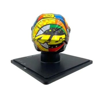 Модели на автомобили и мотоциклети модел на каска 1:5 MotoGP Valentino Rossi Ducati 2012