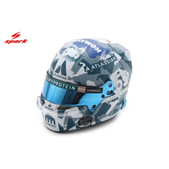 Модели на автомобили и мотоциклети модел на каска 1:5 Carlos Sainz Silverstone GP F1 2025