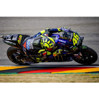 Model přilby MotoGP Valentino Rossi sezóna 2019 1:5