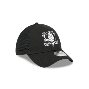 Anaheim Ducks баскетболна шапка с козирка NEW ERA 3930 neo black