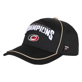 Carolina Hurricanes детска бейзболна шапка с козирка NHL 2026 Stanley Cup Champions Locker Room