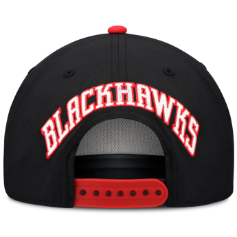 Chicago Blackhawks баскетболна шапка с козирка NHL On Stage Podium Draft A-Frame Adjustable