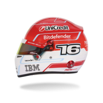 Модели на автомобили и мотоциклети модел на каска 1/2 Charles Leclerc 2026