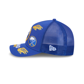 Buffalo Sabres баскетболна шапка с козирка NHL 9FORTY M-Crown A-Frame Trucker All Over