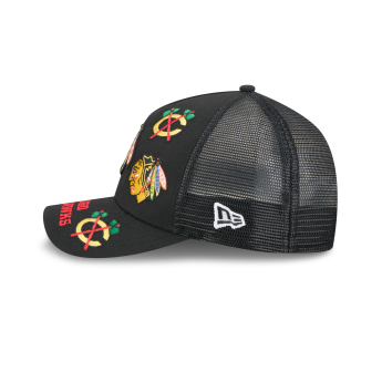 Chicago Blackhawks баскетболна шапка с козирка NHL 9FORTY M-Crown A-Frame Trucker All Over