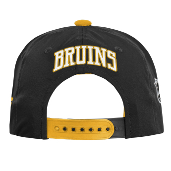 Boston Bruins детска бейзболна шапка с козирка NHL Authentic Pro 2026 Podium Cap
