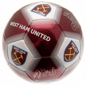 West Ham United подписана топка Football Signature