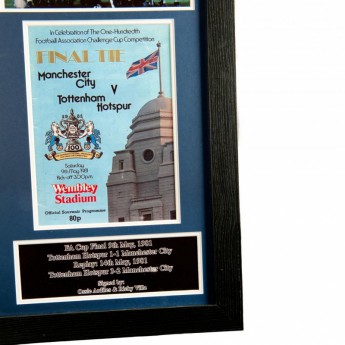 Легенди фланелка с рамка Tottenham Hotspur Ardiles & Villa Signed Shirt (Framed)