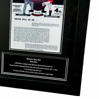 Легенди фланелка с рамка Manchester United 1958 Busby Babes Signed Shirt (Framed)